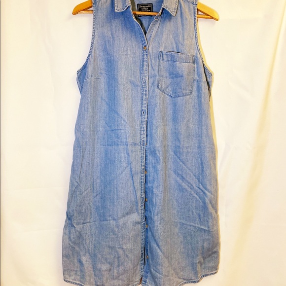 ABERCROMBIE JEAN DRESS - Picture 4 of 4